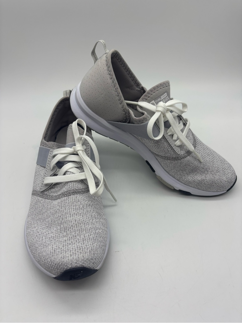 New Balance FuelCore Nergize Women's Gray/White Lace Up Cushioned Sneakers 8